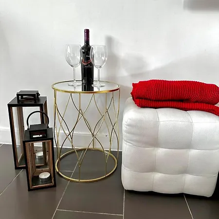 Sea View Penthouse شقة ابزور