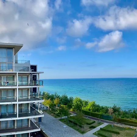 Апартамент Sea View Penthouse