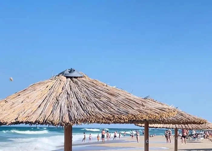 Sea View Penthouse Апартамент *