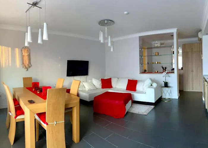 Апартамент Sea View Penthouse *