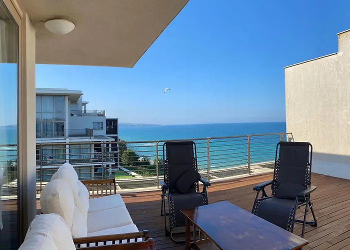 Sea View Penthouse * Обзор